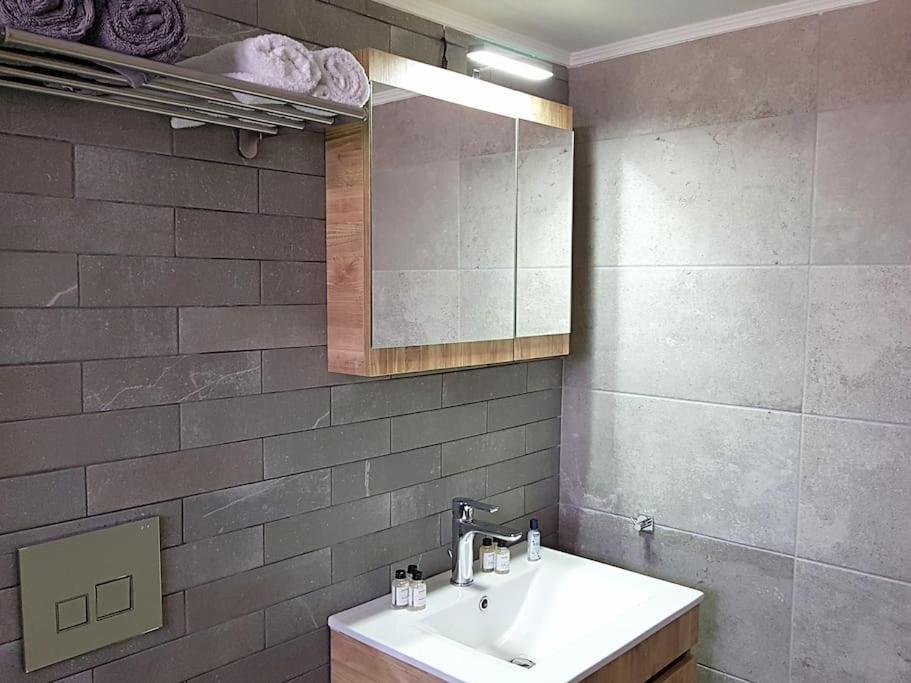 Athens Campus Renovated Studio Apartment @ Ilisia Zewnętrze zdjęcie